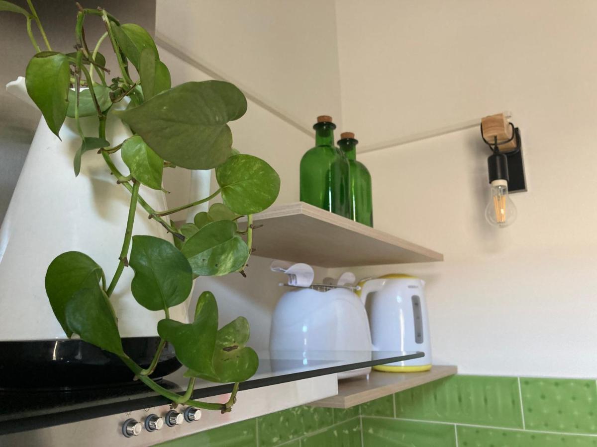 Casa Donna Francy City Center Наполи Екстериор снимка